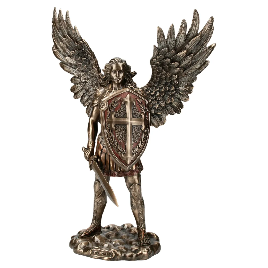 Estátua Arcanjo Miguel para quem procura proteção e orientação espiritual.