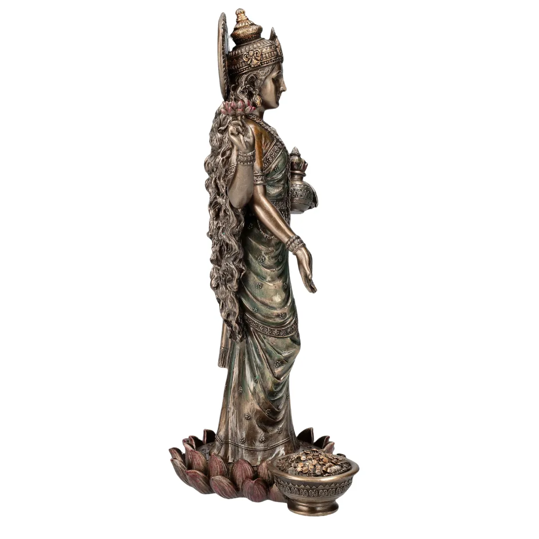 Estátua Lakshmi completa símbolo de fortuna e abundância