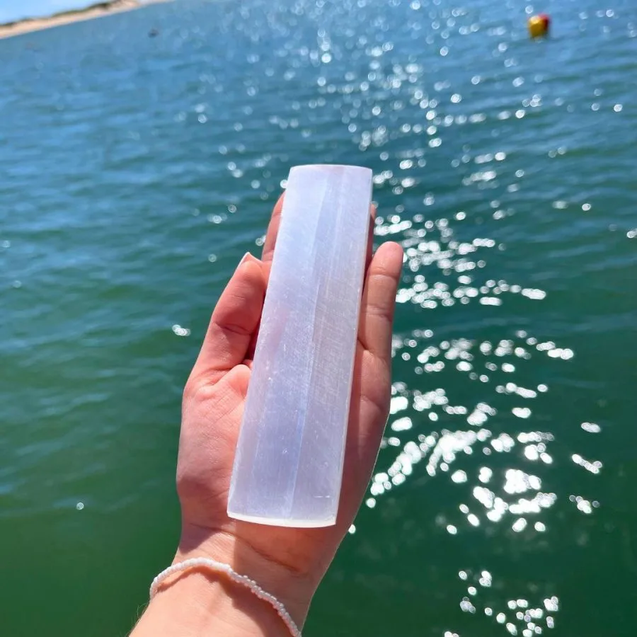 Base Selenite Prancha - 15 Cm - Image 3