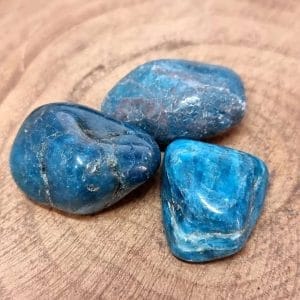 Apatite Azul (Pequena) - Polida | Comunicação e Criatividade Suave Desperte a Sua Voz Interior com Esta Jóia de Energia Serena e Acessível - Sol Lua Milfontes