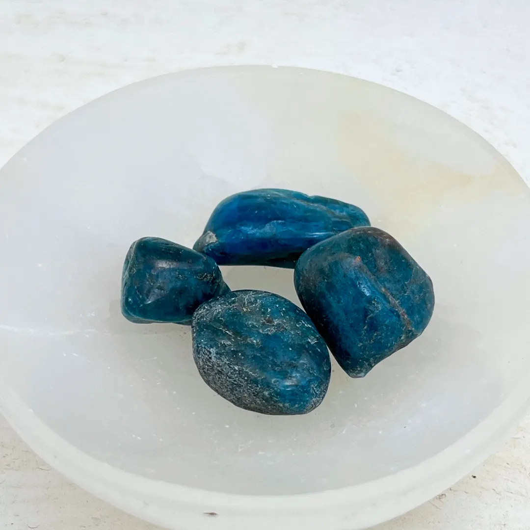 Pedra apatite azul decorativa em cristal natural energético