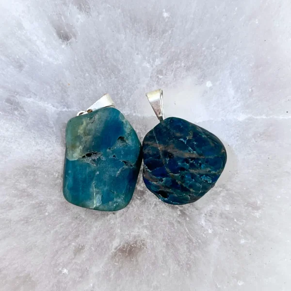 Pendente Apatite Azul é um acessório que une beleza e energia espiritual
