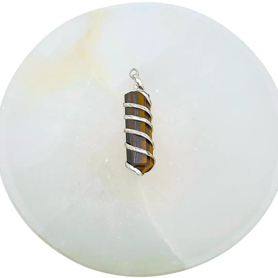 Pendente ponta olho de tigre natural com reflexos dourados e castanhos
