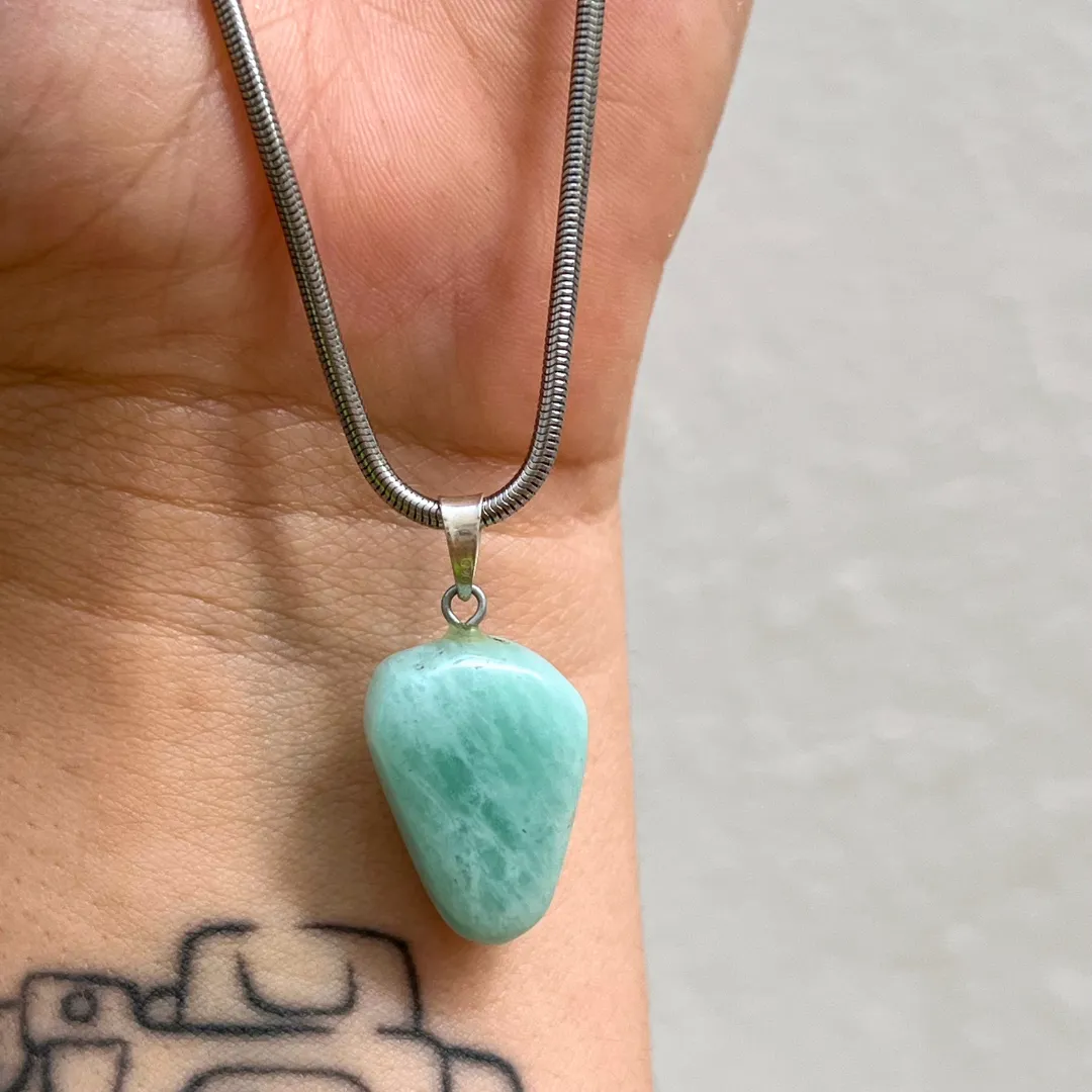 Pendente amazonite decorativo com energia natural harmoniosa