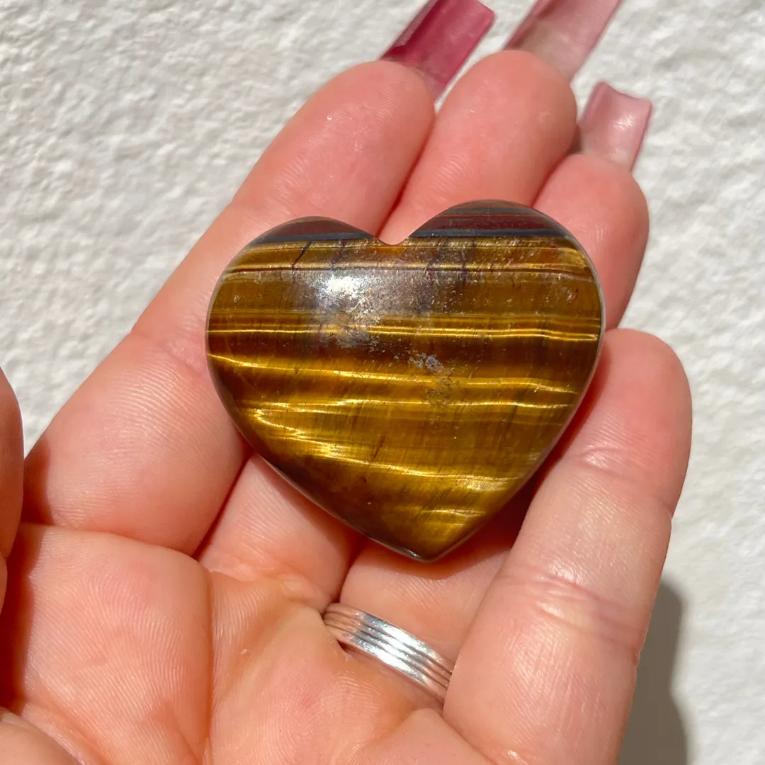 Coração de olho de tigre em cristal natural para meditação e proteção