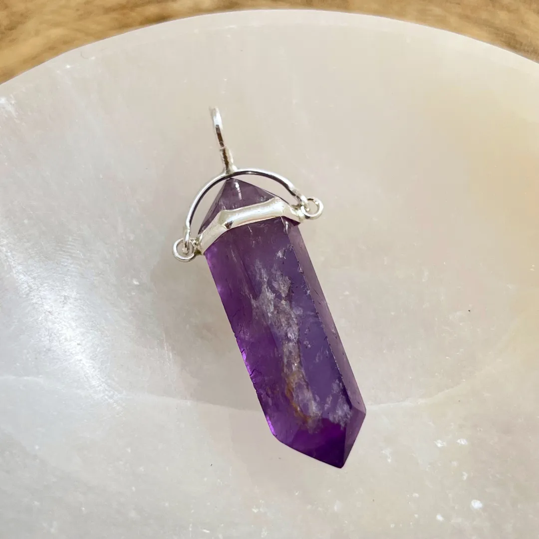 Pendente de ametista biterminado cristal natural roxo em forma dupla ponta