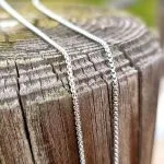 Fio em Aço Inoxidável Antialérgico Prateado - 45 Cm