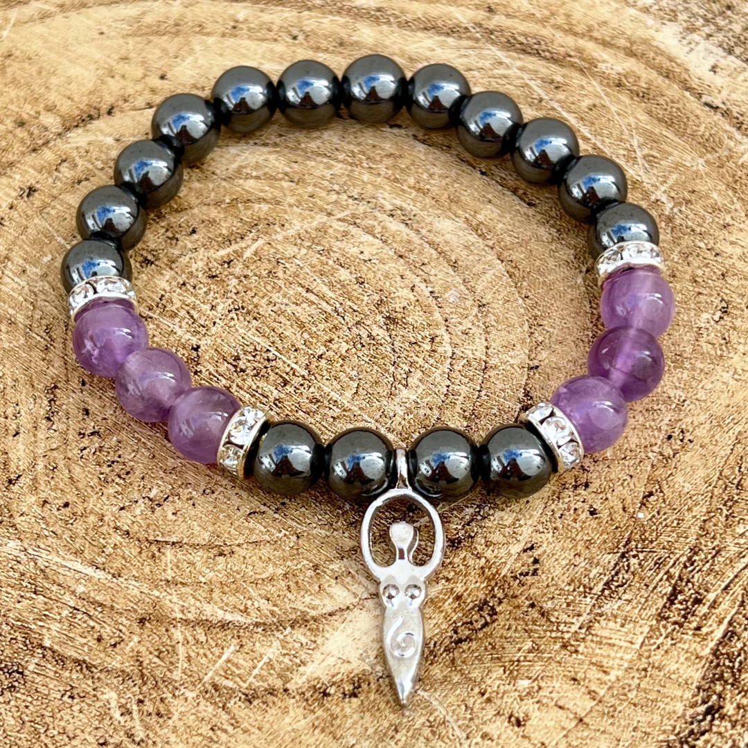 Pulseira Sagrado Feminino irradia Boas Energias, que trazem Paz e Harmonia Mental