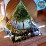 Pirâmide Orgonite Árvore Olho de Tigre e Olivino