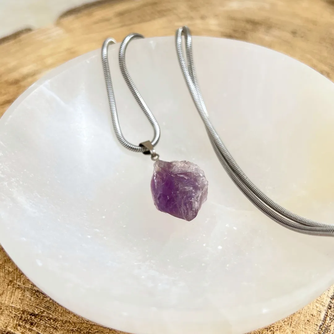 Pendente Ametista Bruto em cristal natural para proteção espiritual