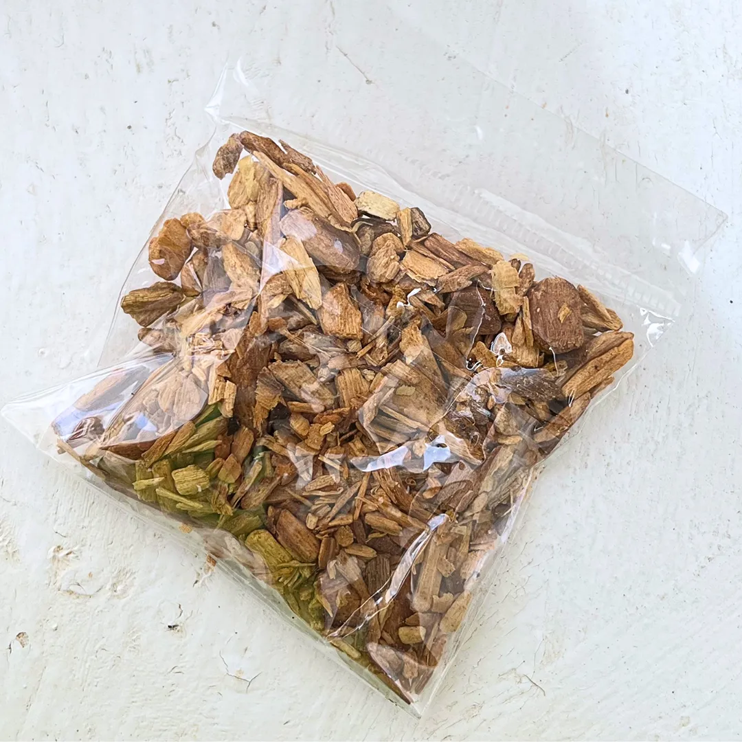 Compre Banho de Sal Grosso e Pau Santo na Sol Lua Milfontes