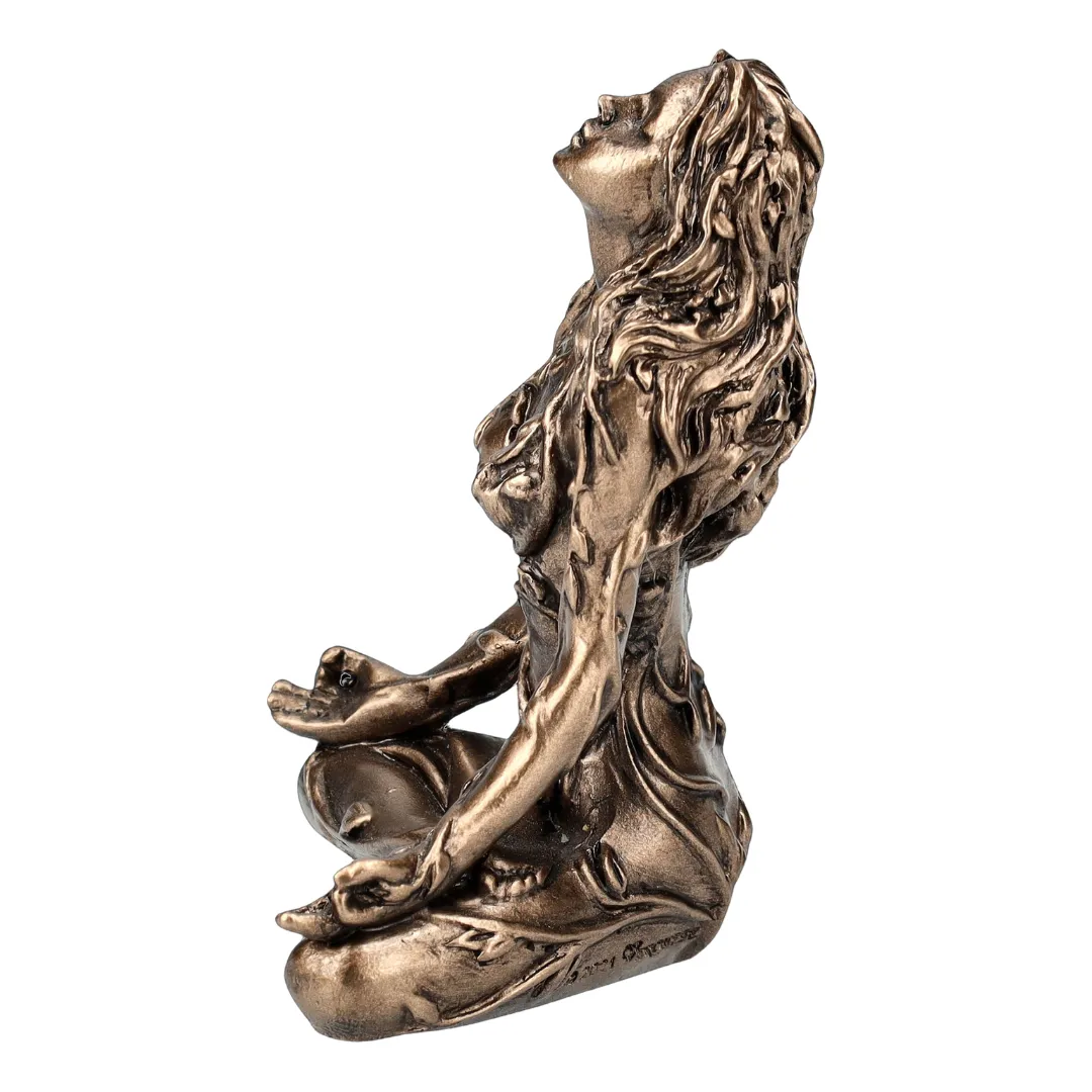 Estátua de Gaia decorativa que transmite equilíbrio e abundância