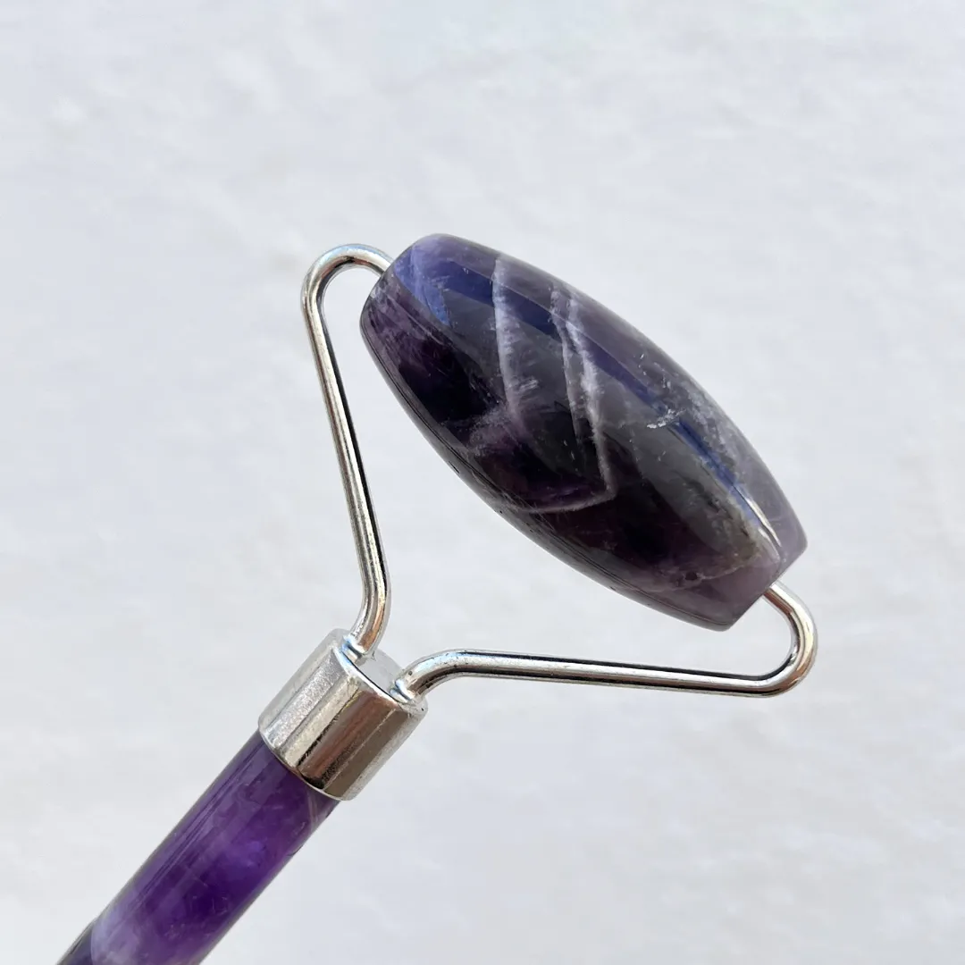 Roller Ametista , para massajar a zona facial