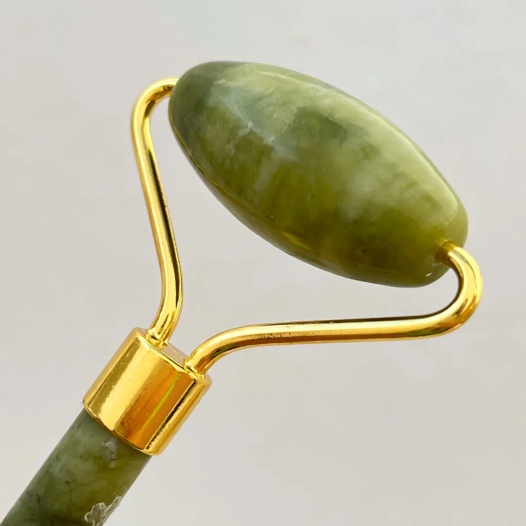 Roller de jade polido natural verde suave para rosto