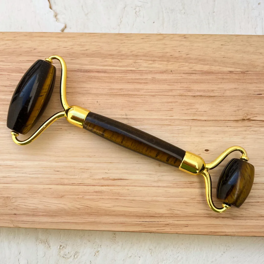 Massageador facial roller de olho de tigre natural polido castanho dourado