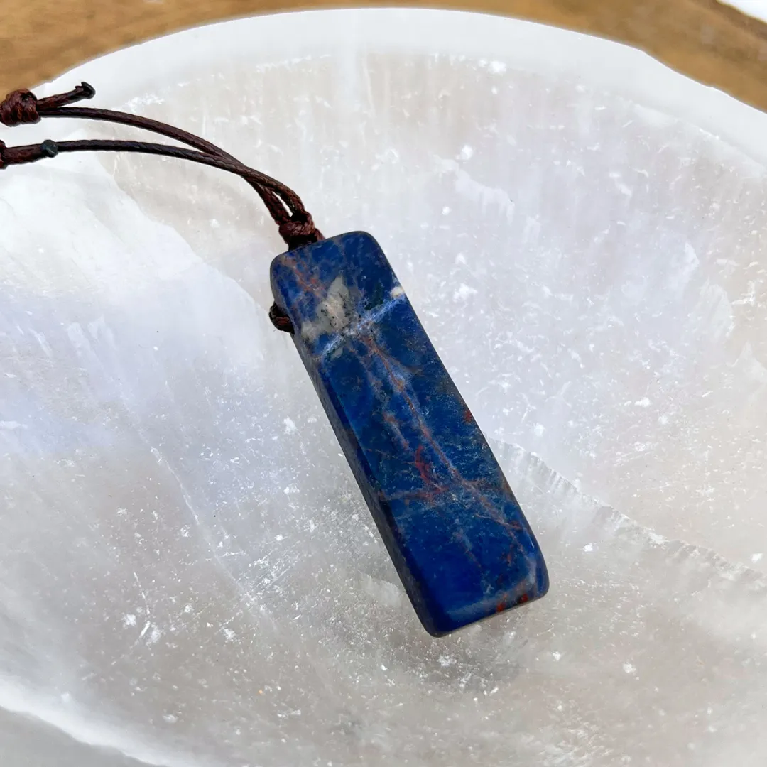 Fio Talismã Sodalite disponivel na Sol Lua Milfontes