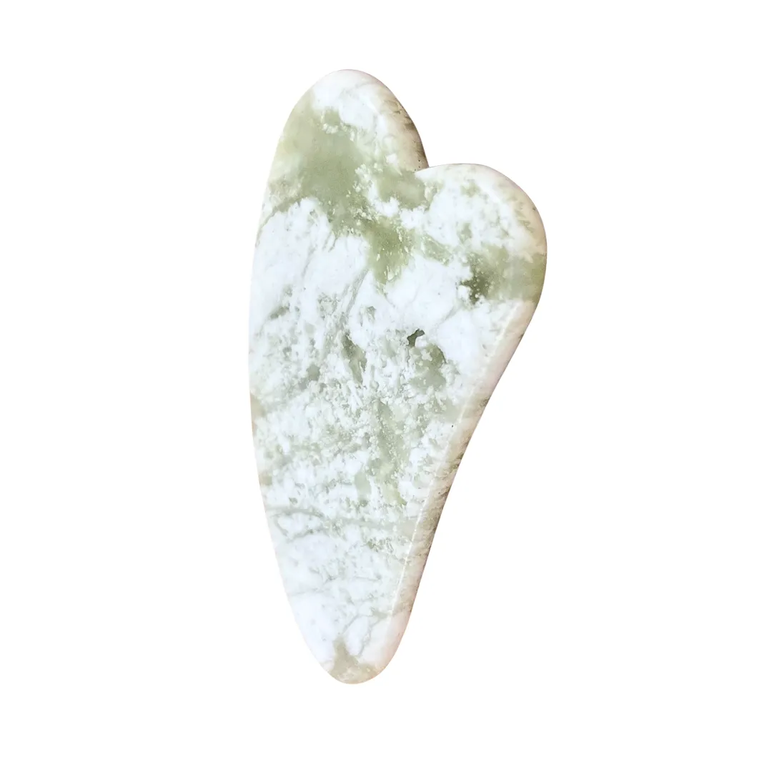 Gua Sha Jade disponivel na Sol Lua Milfontes