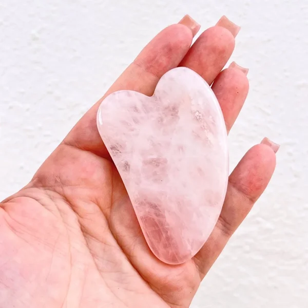 Gua Sha Quartzo Rosa disponivel na Sol Lua Milfontes