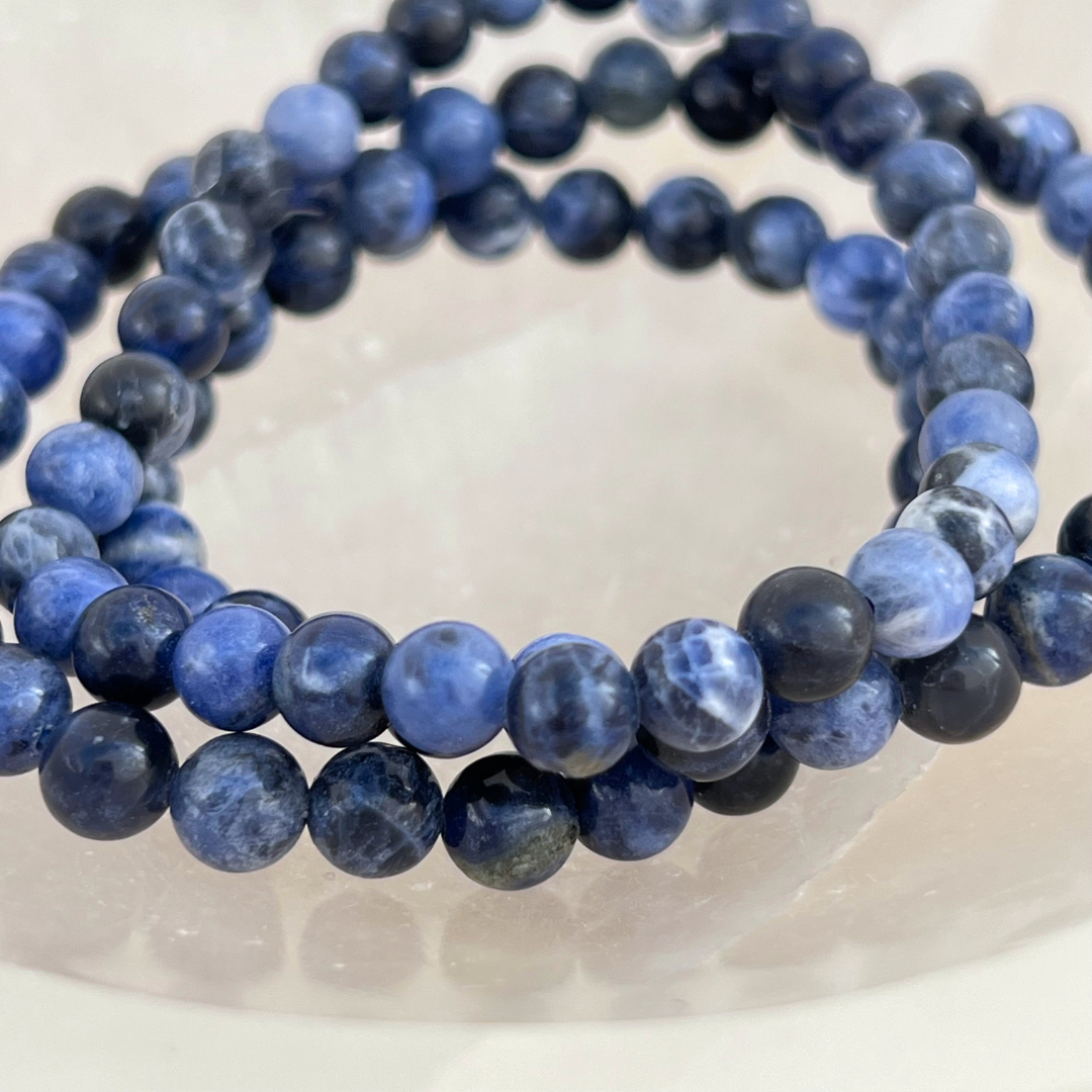 Pulseira Sodalite 6mm disponivel na Sol Lua Milfontes