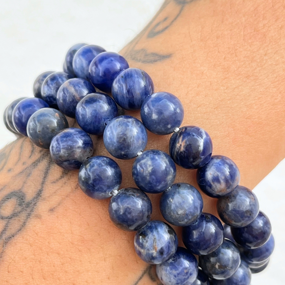 Pulseira Sodalite Afasta ataques energéticos.