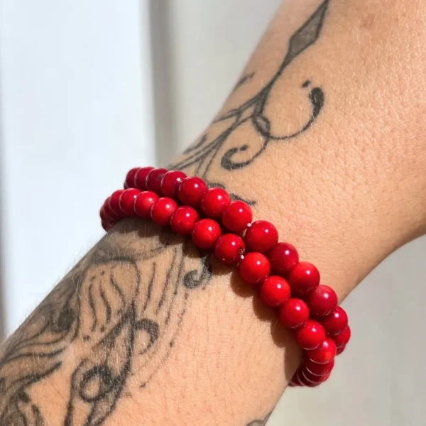 Compre Pulseira Coral 6mm na Sol Lua Milfontes