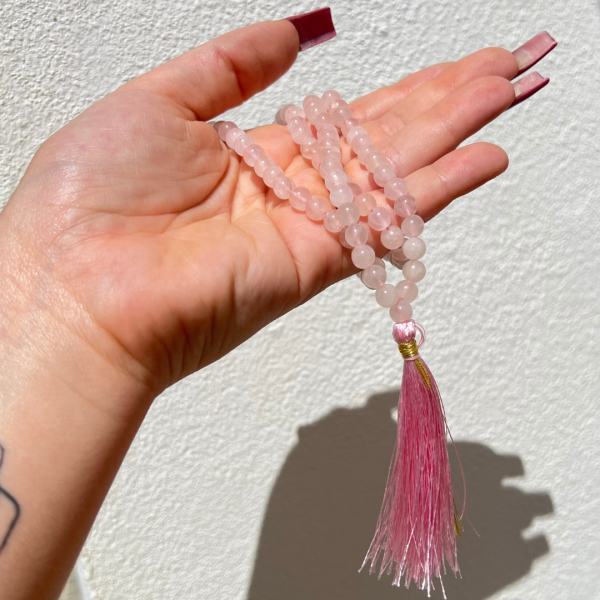 O japamala é um cordão de contas utilizado nas práticas de meditação