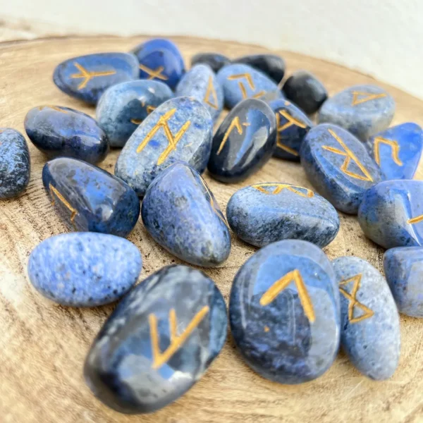 Runas Quartzo Azul disponivel na Sol Lua Milfontes