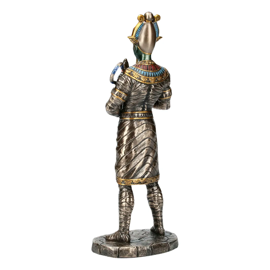 Estátua de Osíris simbolizando renascimento e vida eterna no Antigo Egito