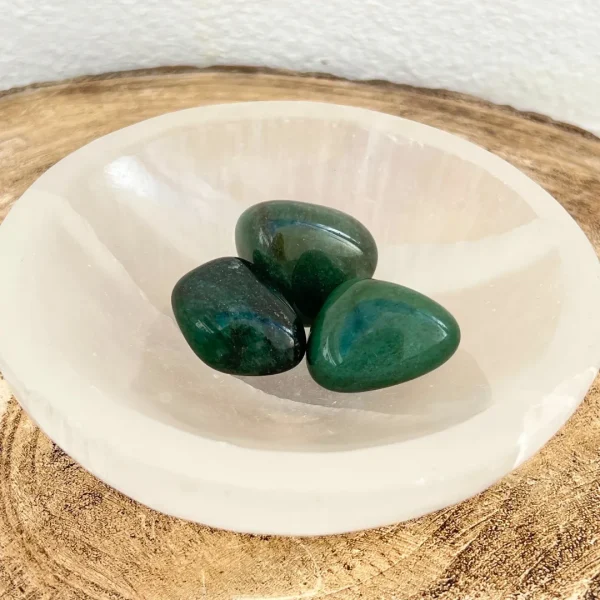 Cristal quartzo verde para decoração espiritual e bem-estar energético