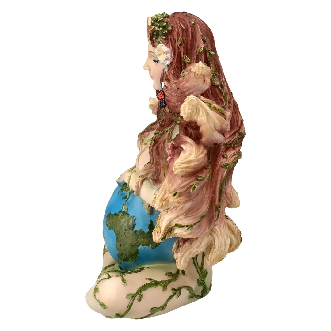 Estátua de Gaia com energia natural simbolizando abundância e serenidade