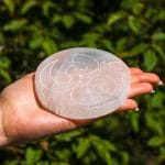 Base Selenite Om - 10cm