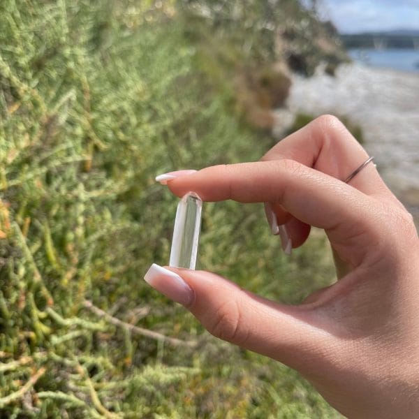 Quartzo Cristal - Pontas Polidas | Amplificação e Clareza Pura Eleve a Sua Vibração com o Puro Poder Amplificador da Mãe de Todos os Cristais - Sol Lua Milfontes