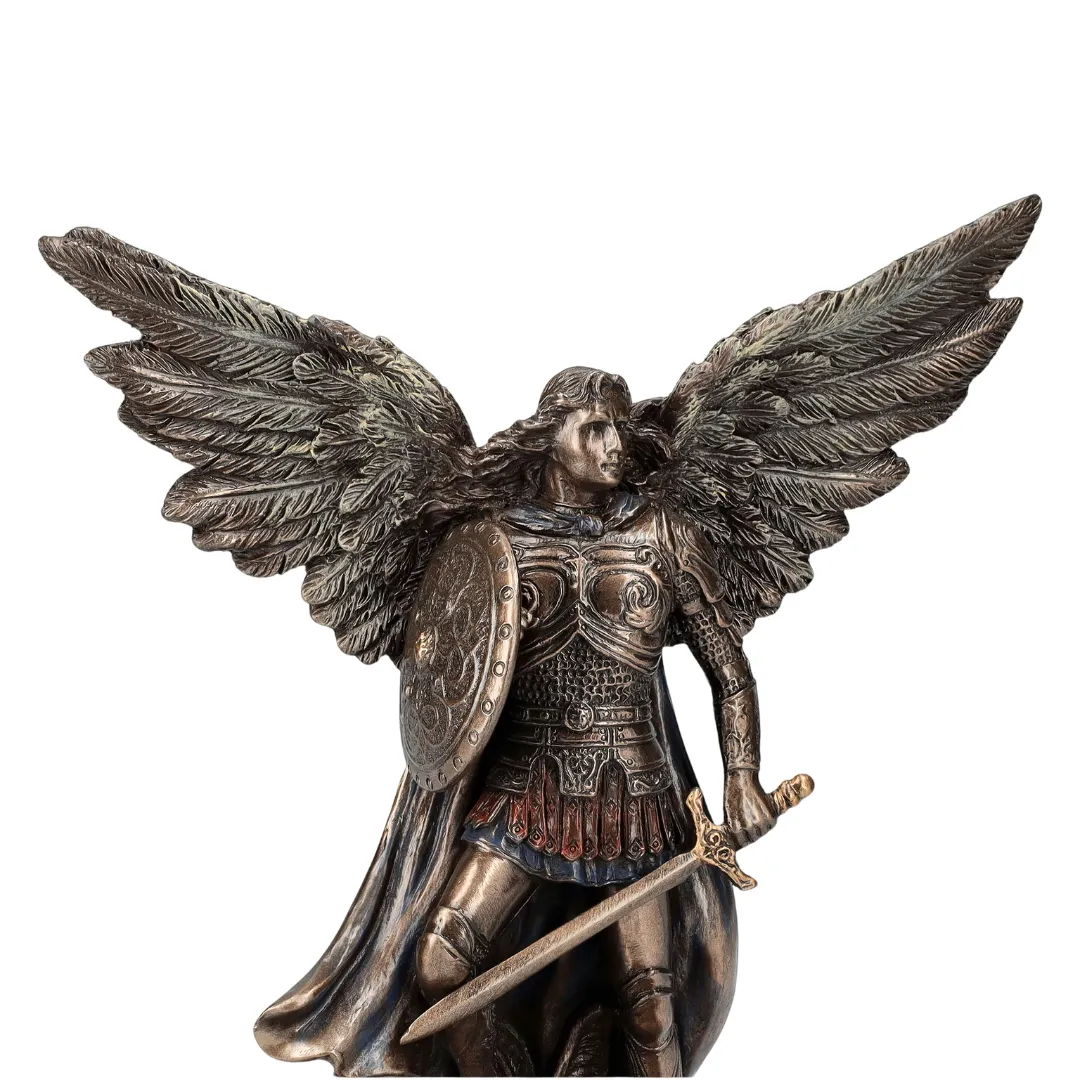 Estátua do Arcanjo Miguel decorativa para proteção energética do lar
