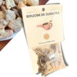 Resina Natural de Benjoim de Sumatra - Carvão Incluído