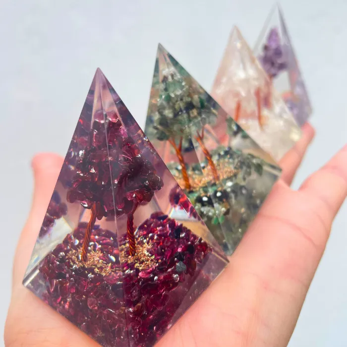 Orgonites verdadeiras de cristais naturais