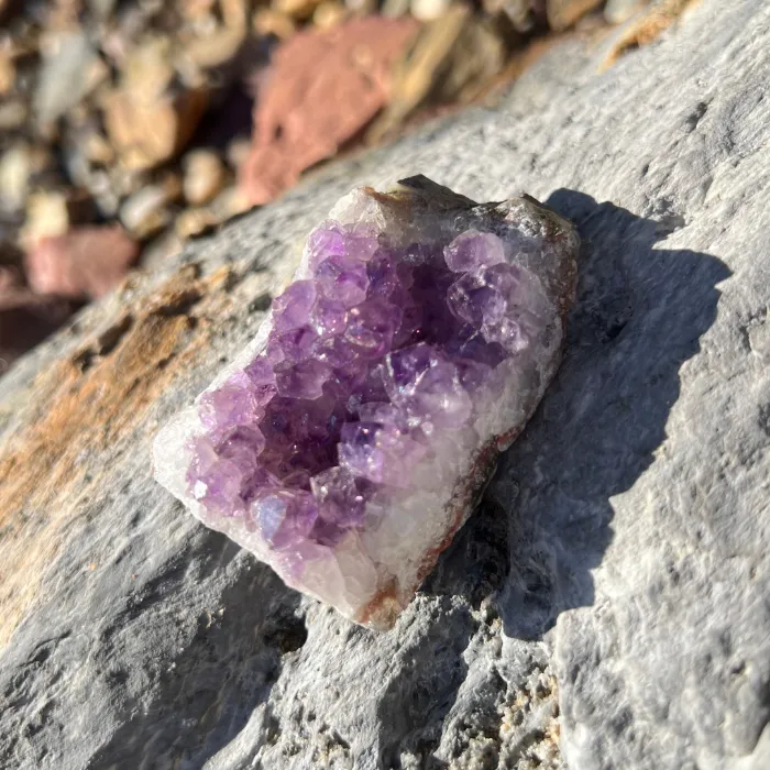 DRUSA AMETISTA energia ligada ao chakra da coroa e 3º olho