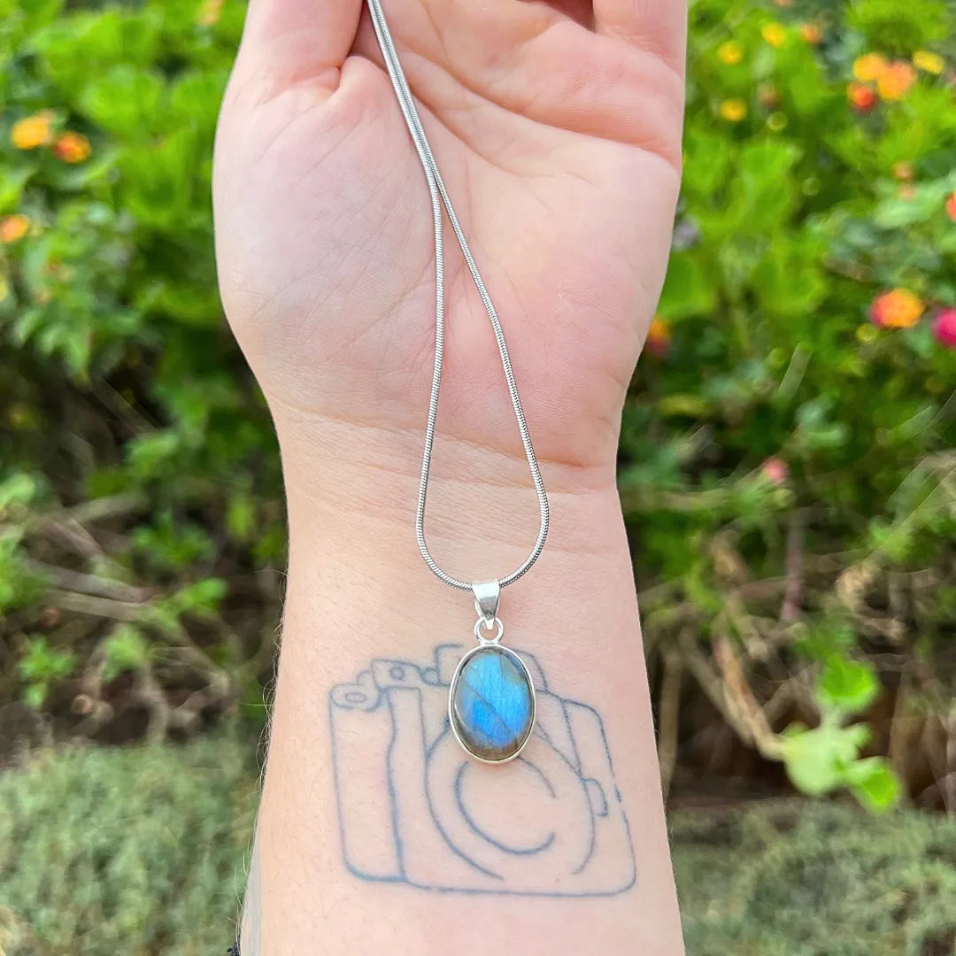 Pendente Labradorite Redondo disponivel na Sol Lua Milfontes