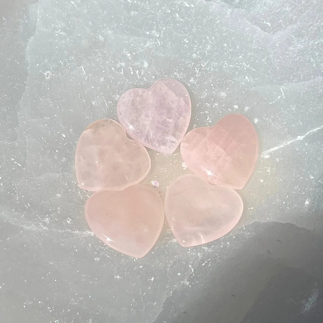 Coração Quartzo Rosa disponivel na Sol Lua Milfontes