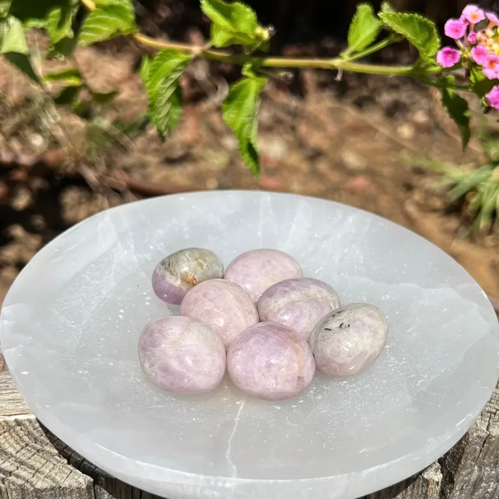 Kunzite Polida em Vila nova de Milfontes
