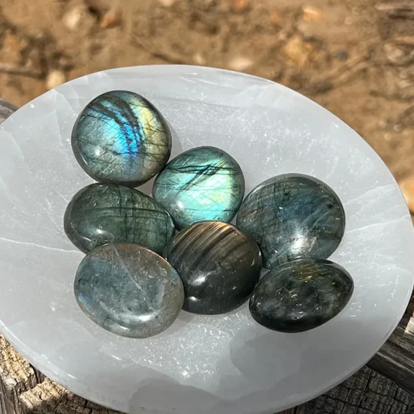 Compre Labradorite Grande na Sol Lua Milfontes