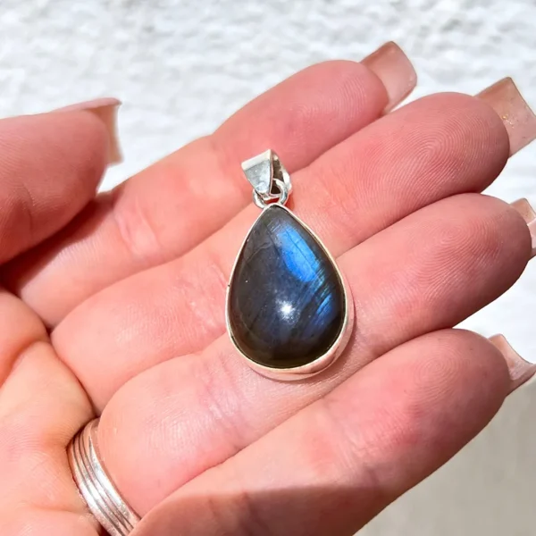 Pendente Labradorite Gota em Vila Nova de Milfontes