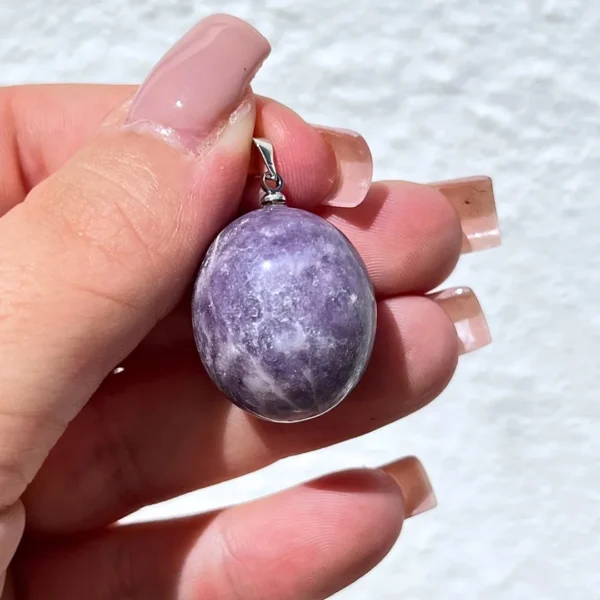 Pendente Lepidolite, a pedra da transição e da paz interior