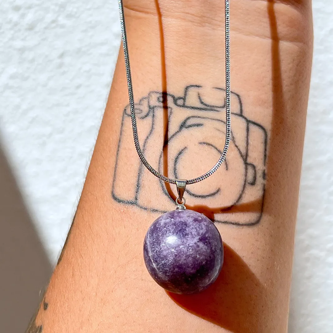 Compre Pendente Lepidolite na Sol Lua Milfontes