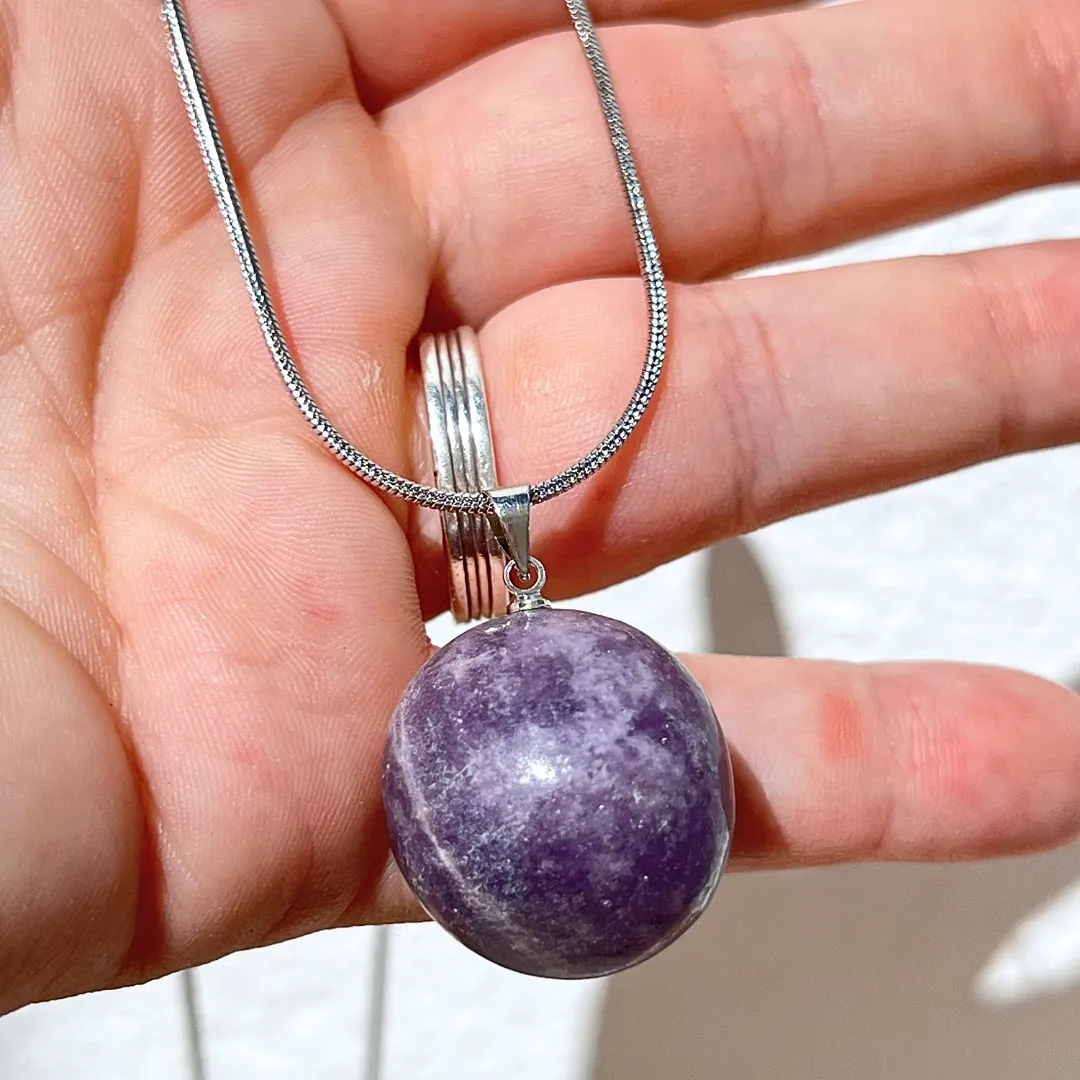 Pendente Lepidolite em Vila Nova de Milfontes