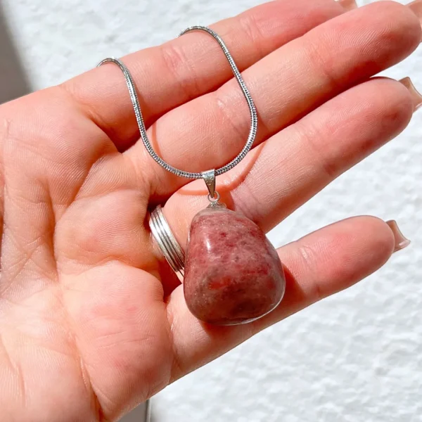 Pendente Rodonite, pedra do amor próprio
