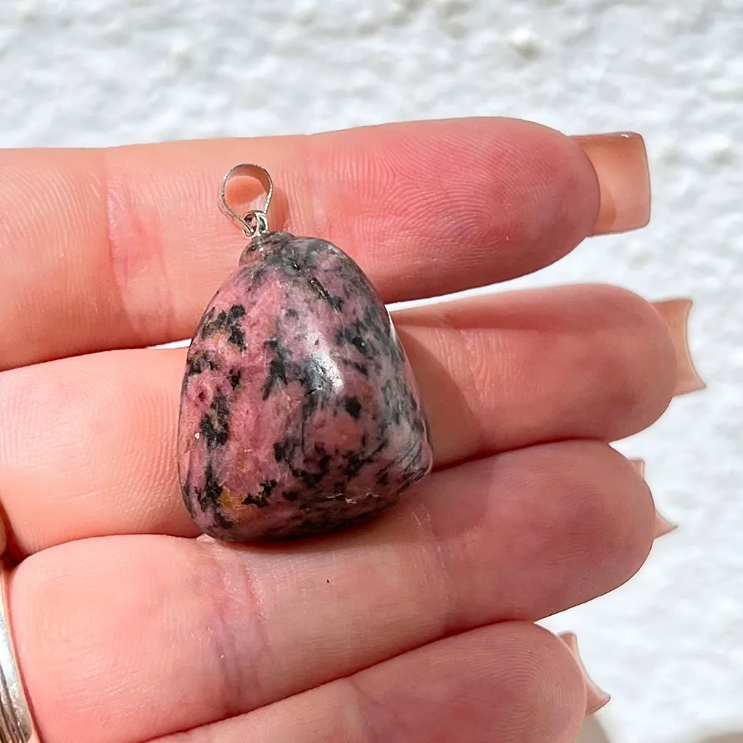 Pendente Rodonite disponivel na Sol Lua Milfontes