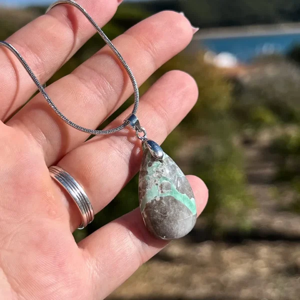 Pendente Variscite , cristal 100% natural
